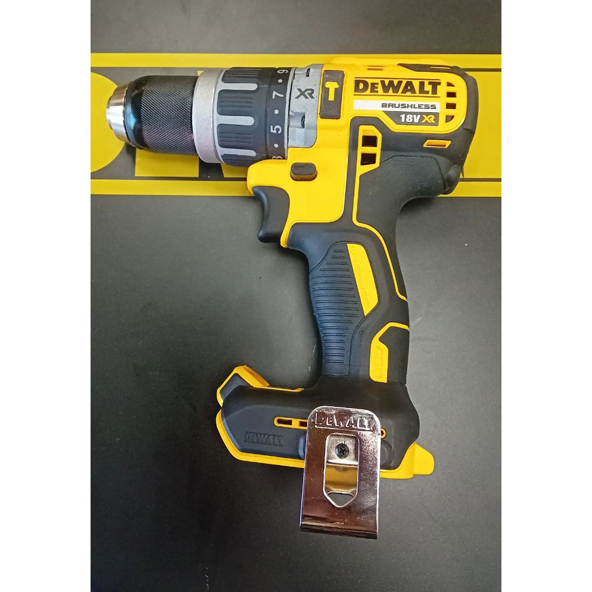 Trapano Avvitatore Dewalt DCD796NT-QW 18V Ricondizionato