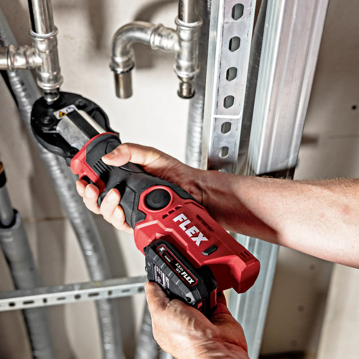 Pressatrice per tubi Flex PP 40 12V 2.5Ah