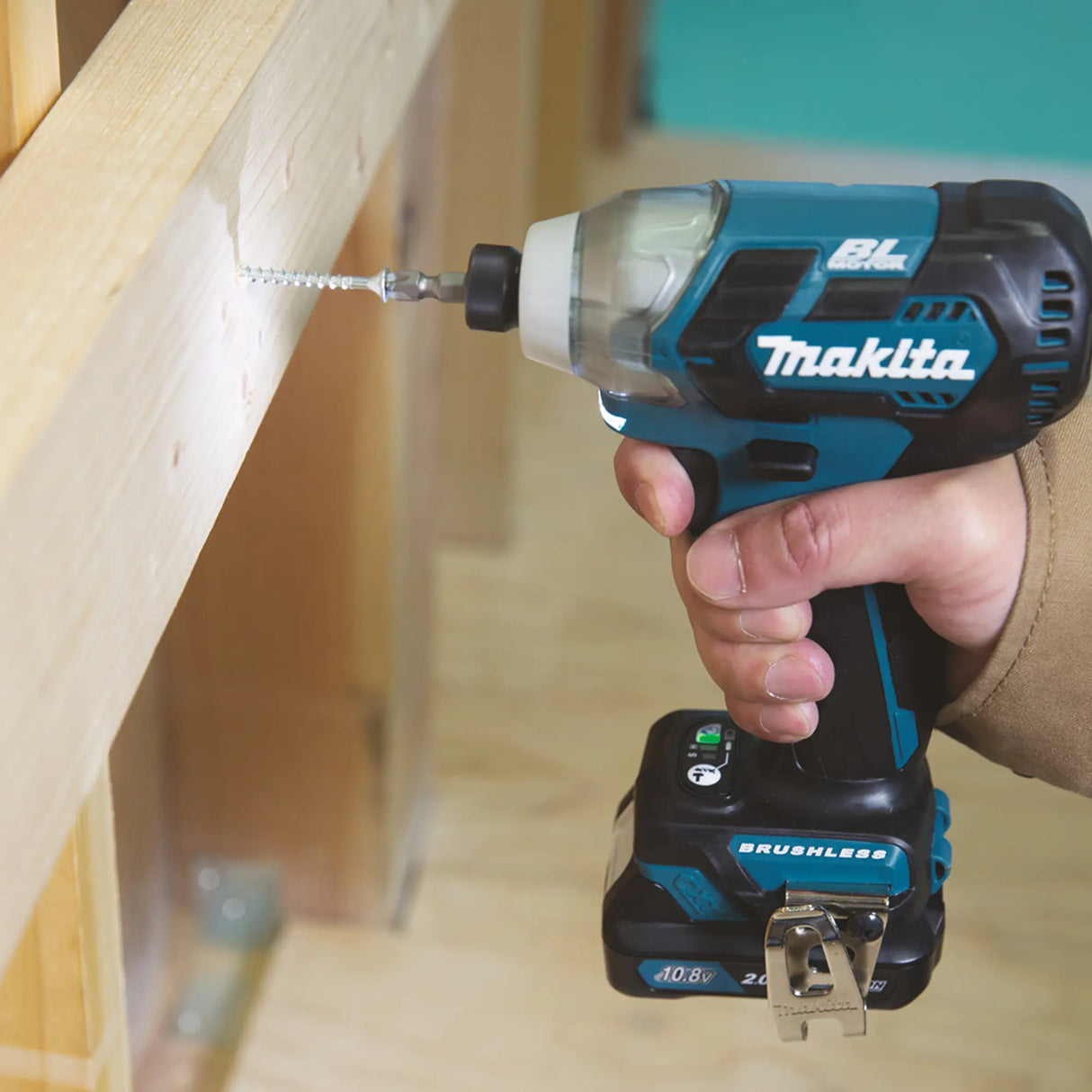 Avvitatore ad impulsi Makita TD111DZJ 12V