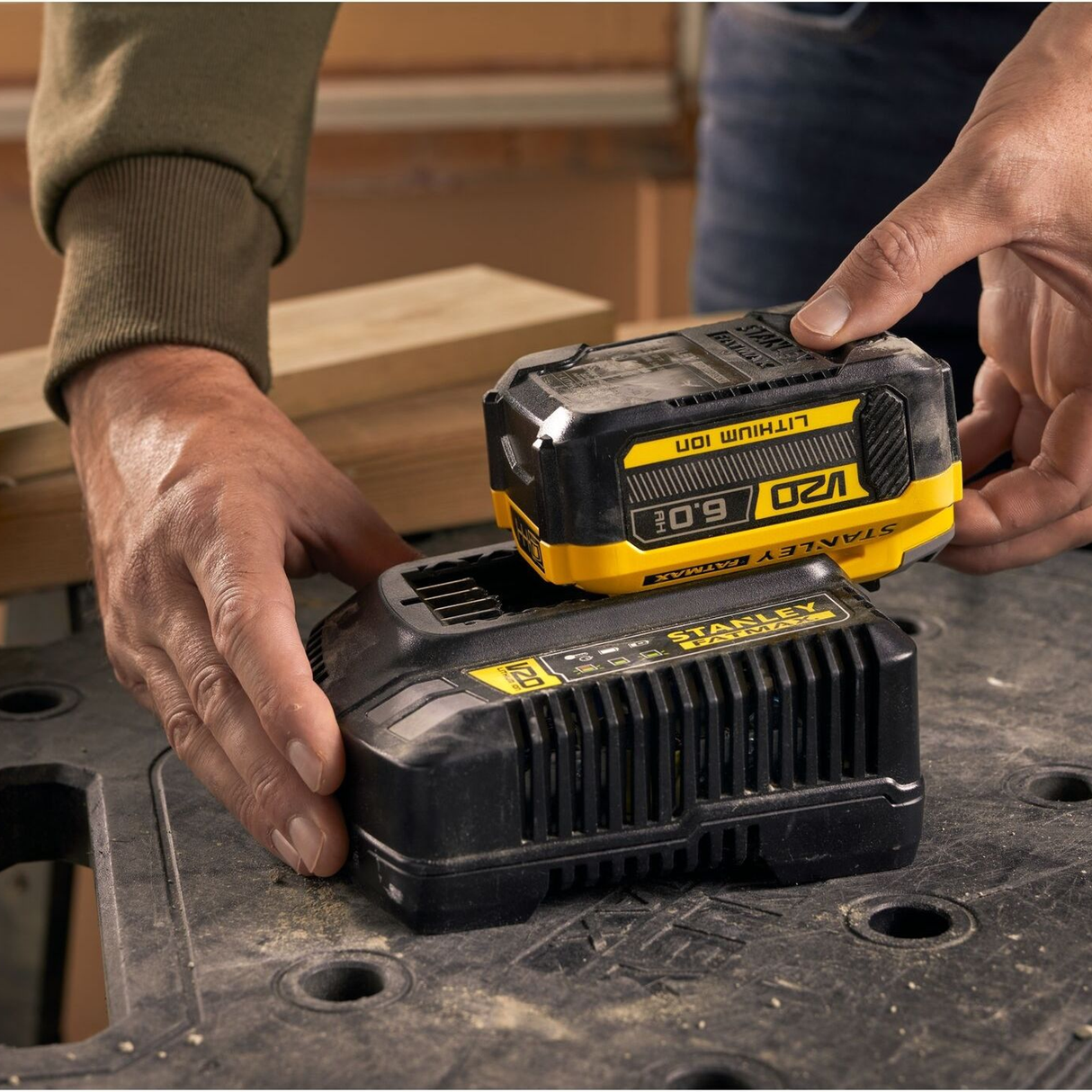 SFMCB206-XJ - Batteria Stanley FatMax V20 18V 6Ah - Immagine 4