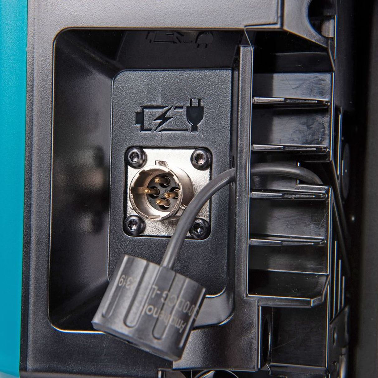 PDC1500A01 - Akumulator plecakowy Makita PDC1500A01 40 V 43,55 Ah - Zdjęcie 12