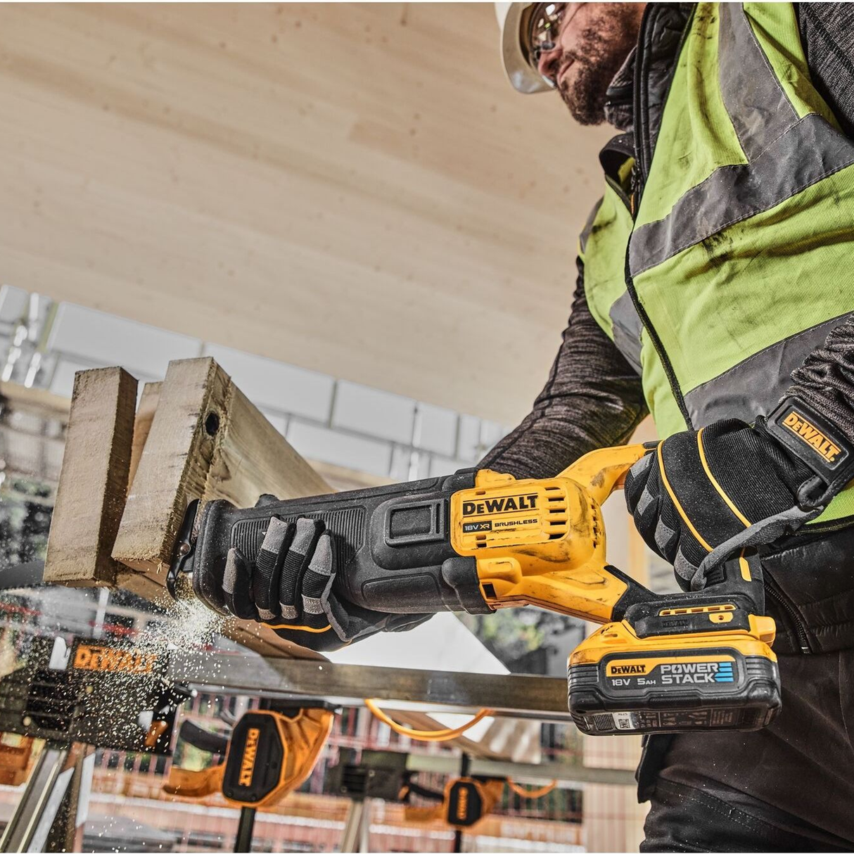 DCS386H2T-QW - Dewalt DCS386H2T-QW 18 V 5 Ah bezszczotkowa piła szablasta - Zdjęcie 4