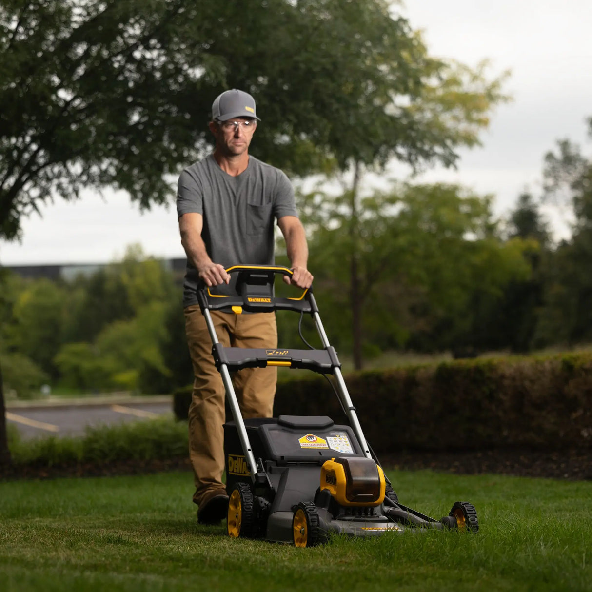 Kosiarka pchana Dewalt DCMWP500N-XJ 54V