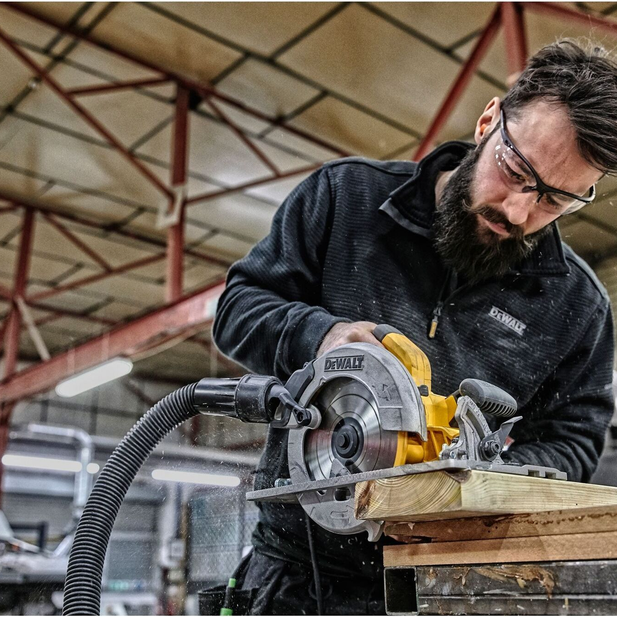 DWE576K-QS - Pilarka tarczowa Dewalt DWE576K-QS 1600 W - Zdjęcie 4