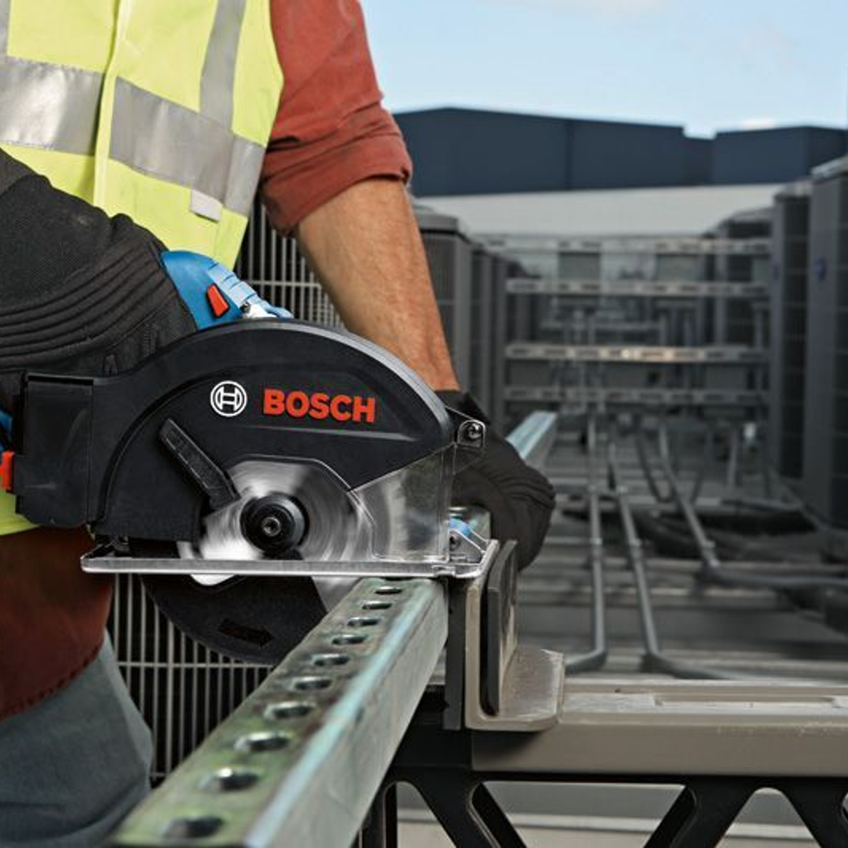 06016B8001 - Pilarka tarczowa Bosch Professional GKM 18V-50 PRO 18V - Zdjęcie 18