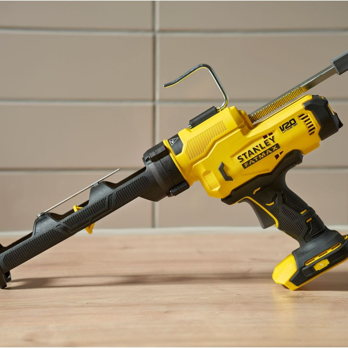 SFMCE600B-XJ - Pistolet do uszczelniania Stanley FatMax SFMCE600B-XJ 18 V - Zdjęcie 4
