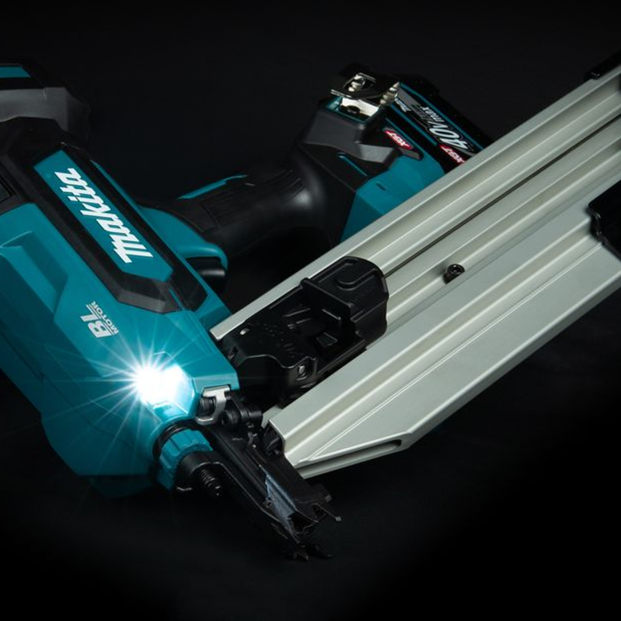 BN002GD201 - Gwoździarka Makita BN002GD201 40V - Zdjęcie 11
