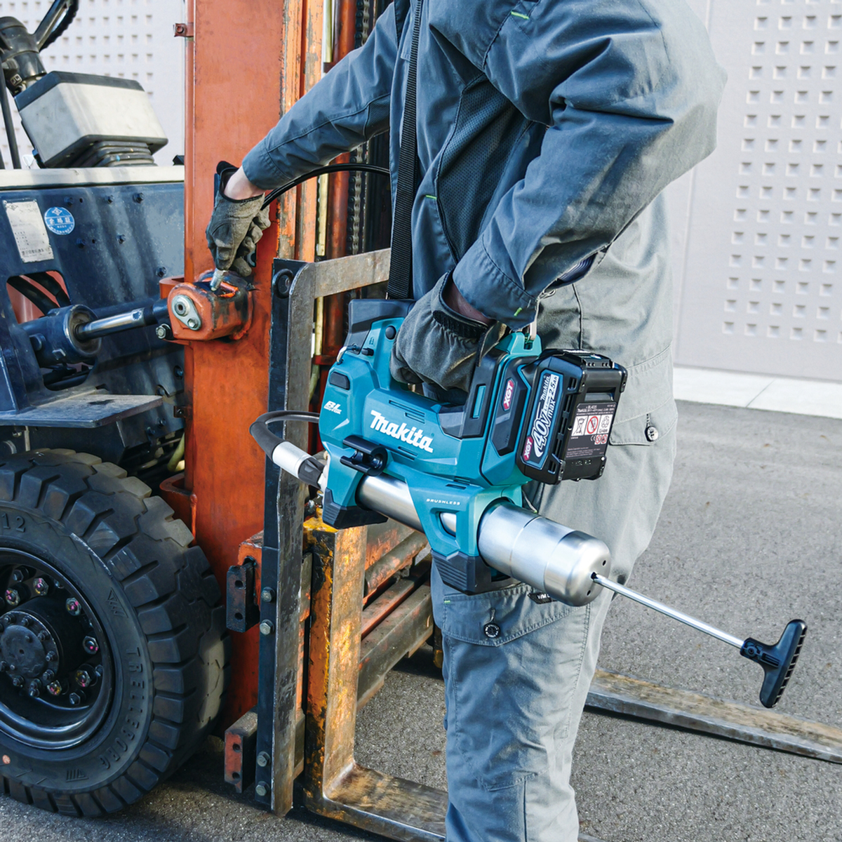 GP001GD201 - Makita GP001GD201 XGT 40V 2x2.5Ah Smarownica - Zdjęcie 19