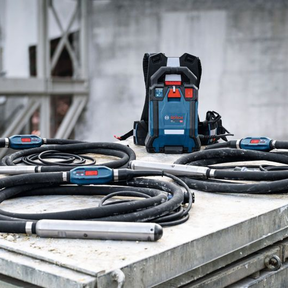 06019P9500 - Wibrator do betonu Bosch Professional GDI50-500 - Zdjęcie 22